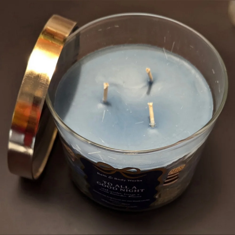🔺️🆕️🔺️Bath & Body Works To All A Good Night Candle -